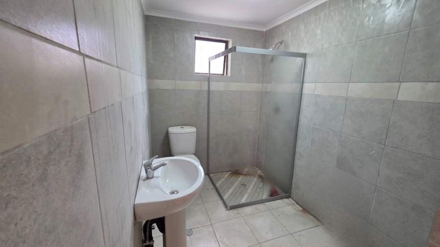 To Let 2 Bedroom Property for Rent in Laudium Gauteng