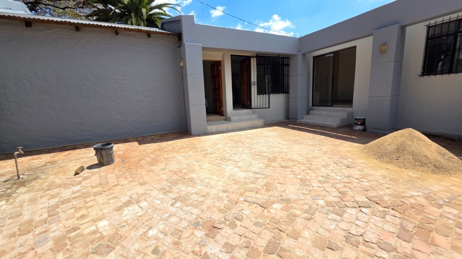 To Let 2 Bedroom Property for Rent in Laudium Gauteng
