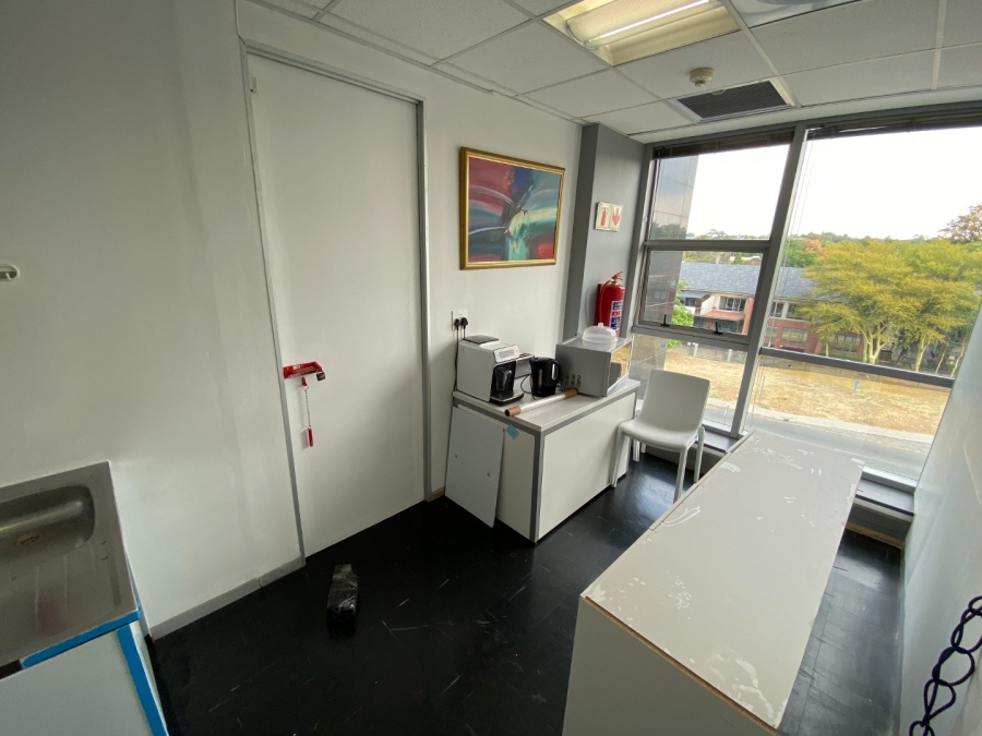 To Let commercial Property for Rent in Fourways Gauteng