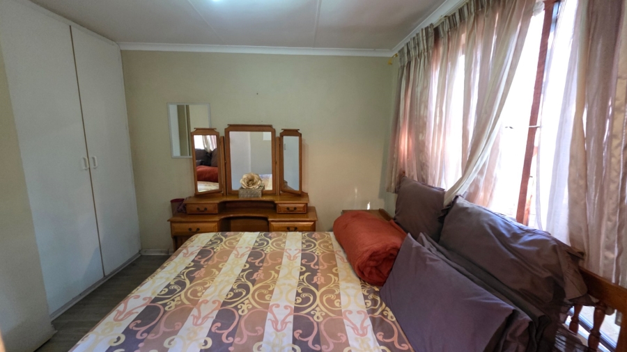 To Let 2 Bedroom Property for Rent in Eldoraigne Gauteng