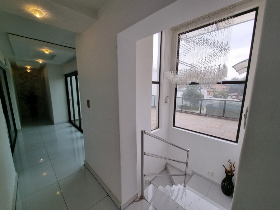 To Let 6 Bedroom Property for Rent in Bedfordview Gauteng