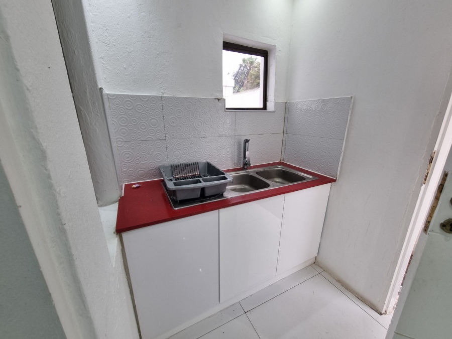 To Let 6 Bedroom Property for Rent in Bedfordview Gauteng