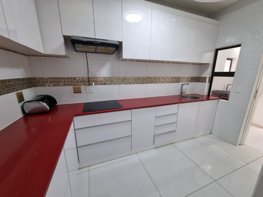 To Let 6 Bedroom Property for Rent in Bedfordview Gauteng