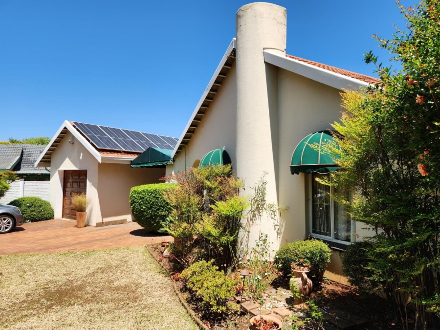 3 Bedroom Property for Sale in Doringkloof Gauteng