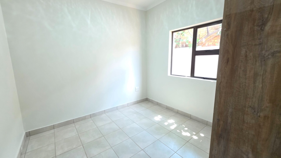 To Let  Bedroom Property for Rent in Laudium Gauteng