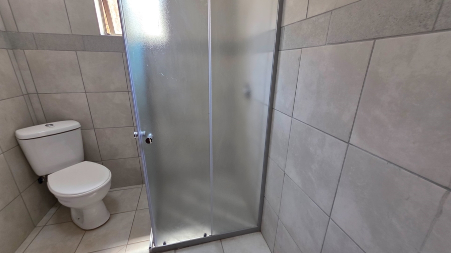 To Let 2 Bedroom Property for Rent in Laudium Gauteng