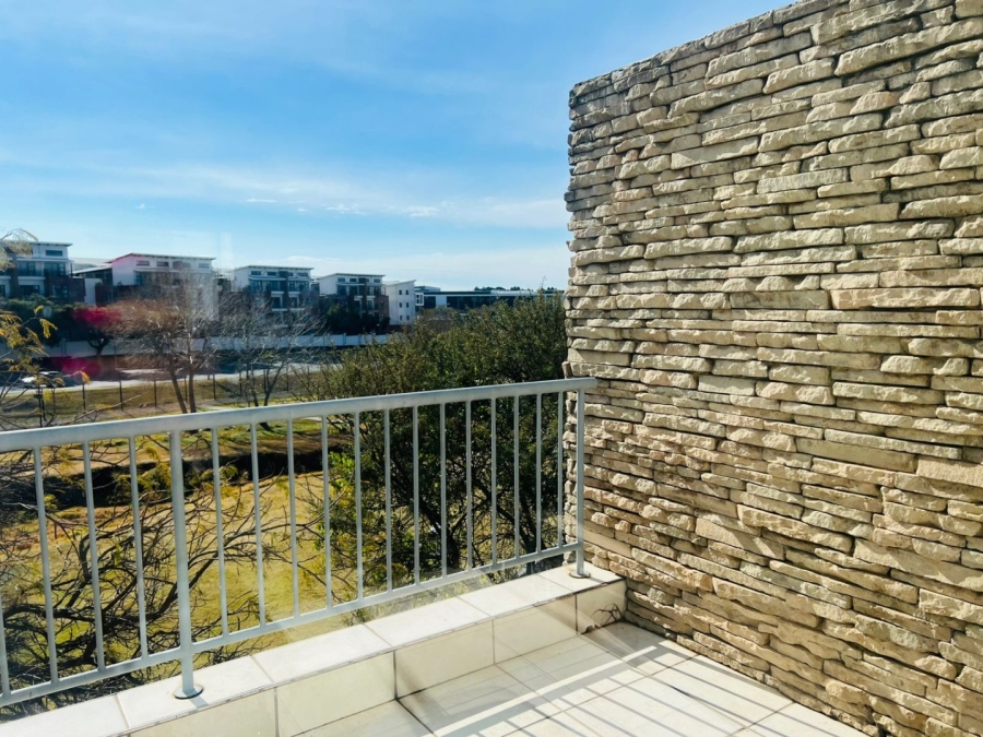 To Let 2 Bedroom Property for Rent in Greenstone Hill Gauteng