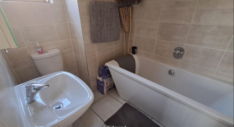 3 Bedroom Property for Sale in Linbro Park Gauteng