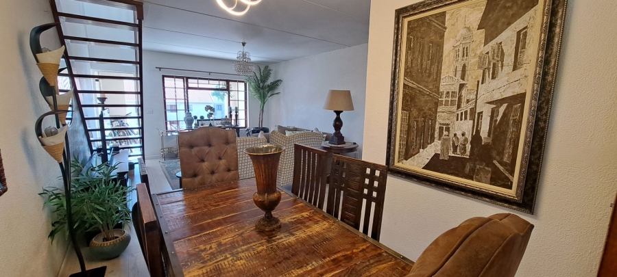 To Let 3 Bedroom Property for Rent in Bedfordview Gauteng