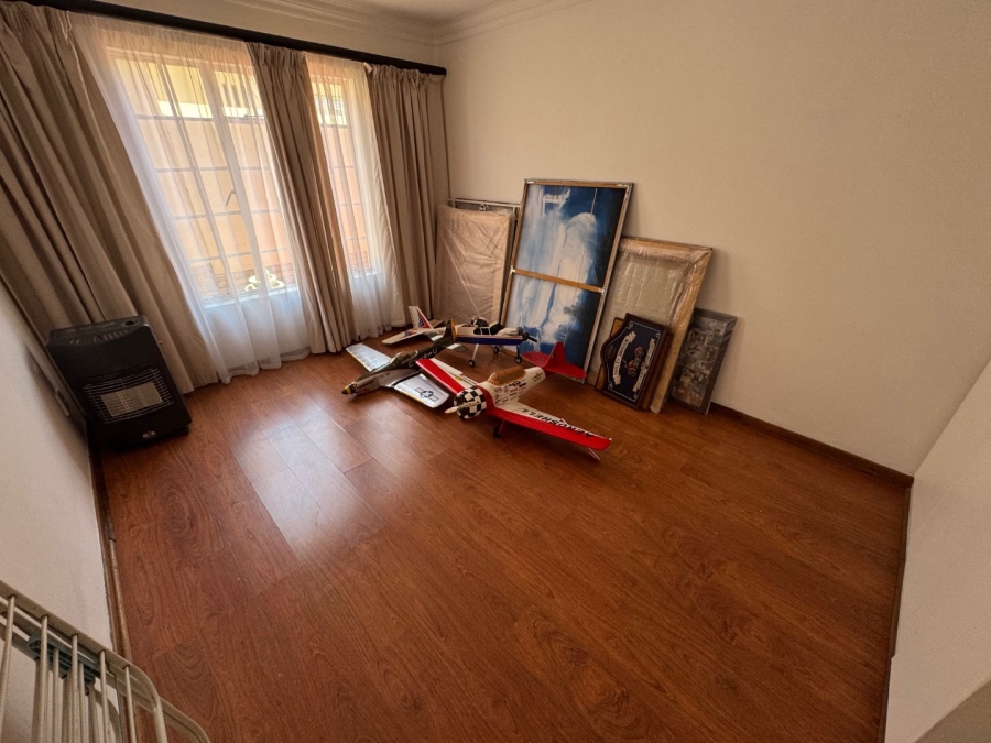 3 Bedroom Property for Sale in Van Riebeeck Park Gauteng