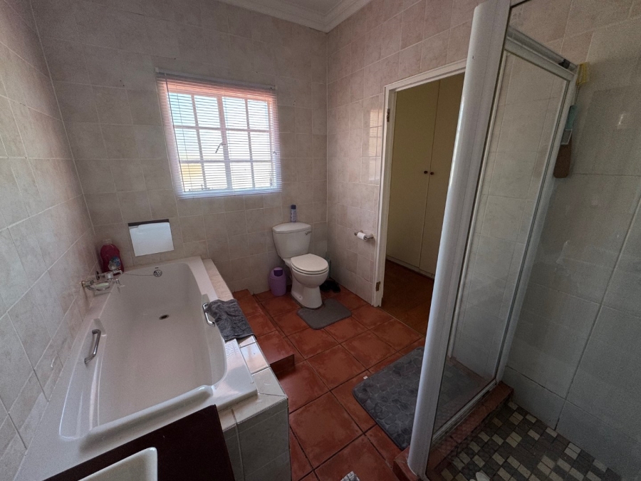 3 Bedroom Property for Sale in Van Riebeeck Park Gauteng