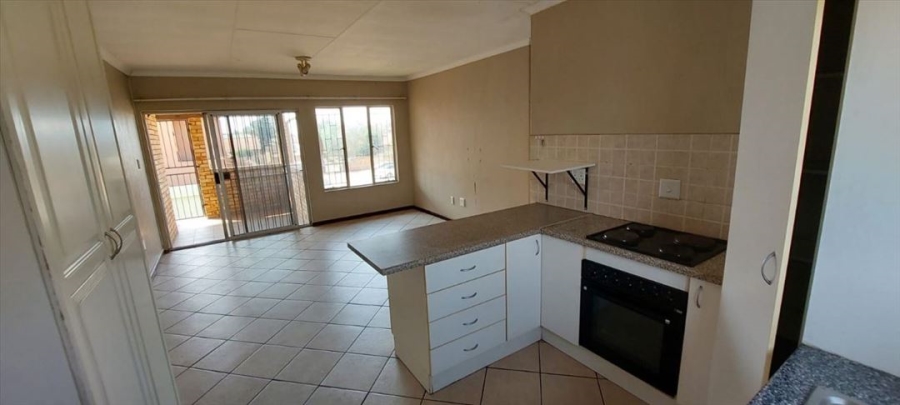 2 Bedroom Property for Sale in Glen Marais Gauteng