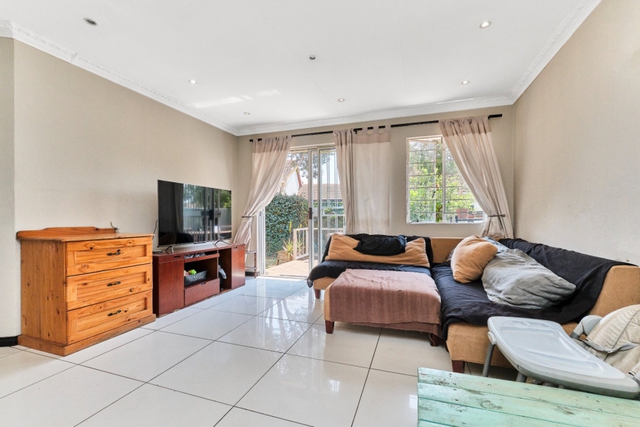 2 Bedroom Property for Sale in Sundowner Gauteng