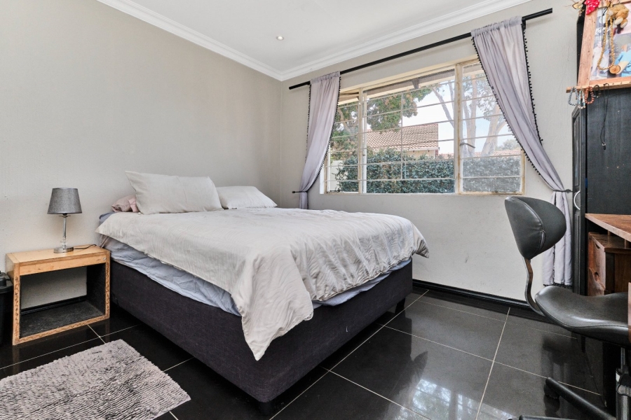 2 Bedroom Property for Sale in Sundowner Gauteng