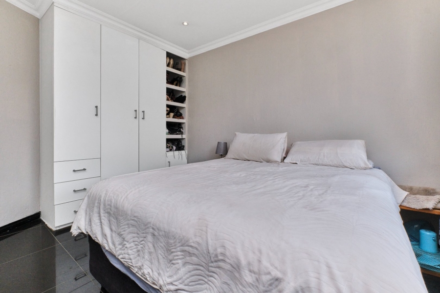 2 Bedroom Property for Sale in Sundowner Gauteng