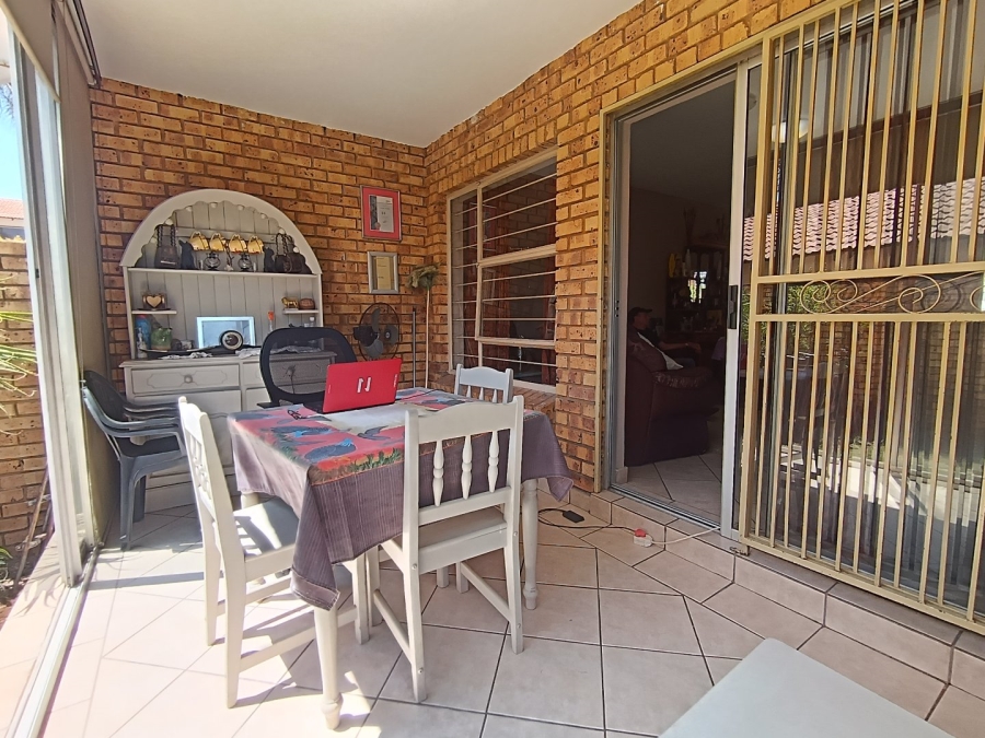 2 Bedroom Property for Sale in Celtisdal Gauteng
