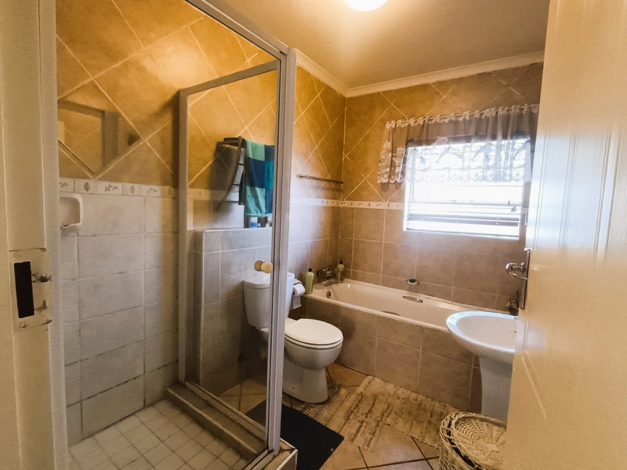 2 Bedroom Property for Sale in Celtisdal Gauteng