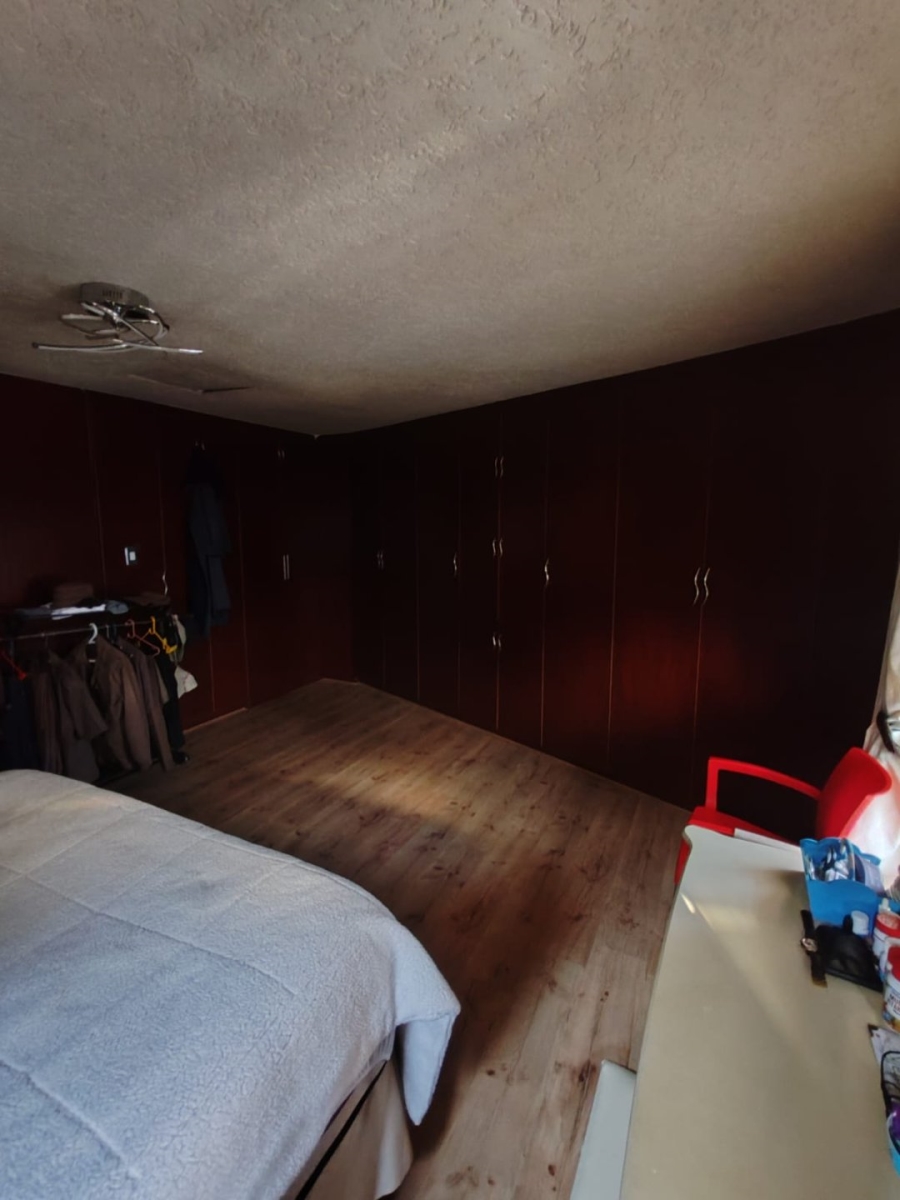 4 Bedroom Property for Sale in The Reeds Gauteng