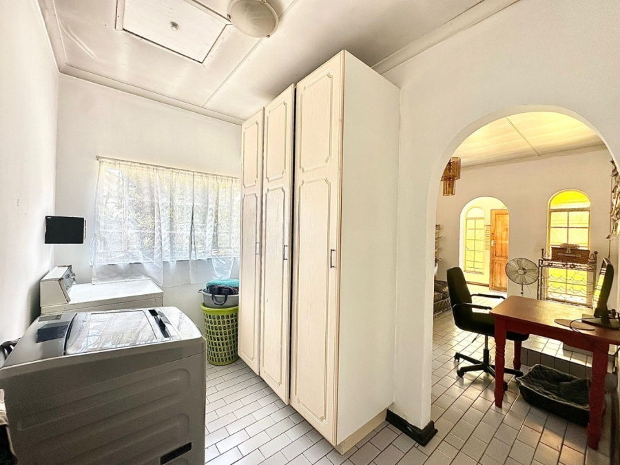 3 Bedroom Property for Sale in Verwoerdpark Gauteng
