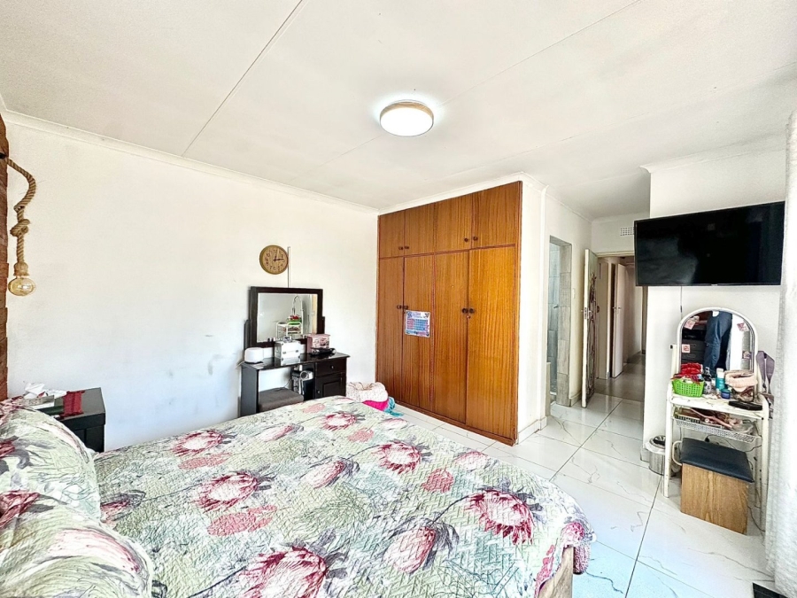 3 Bedroom Property for Sale in Verwoerdpark Gauteng