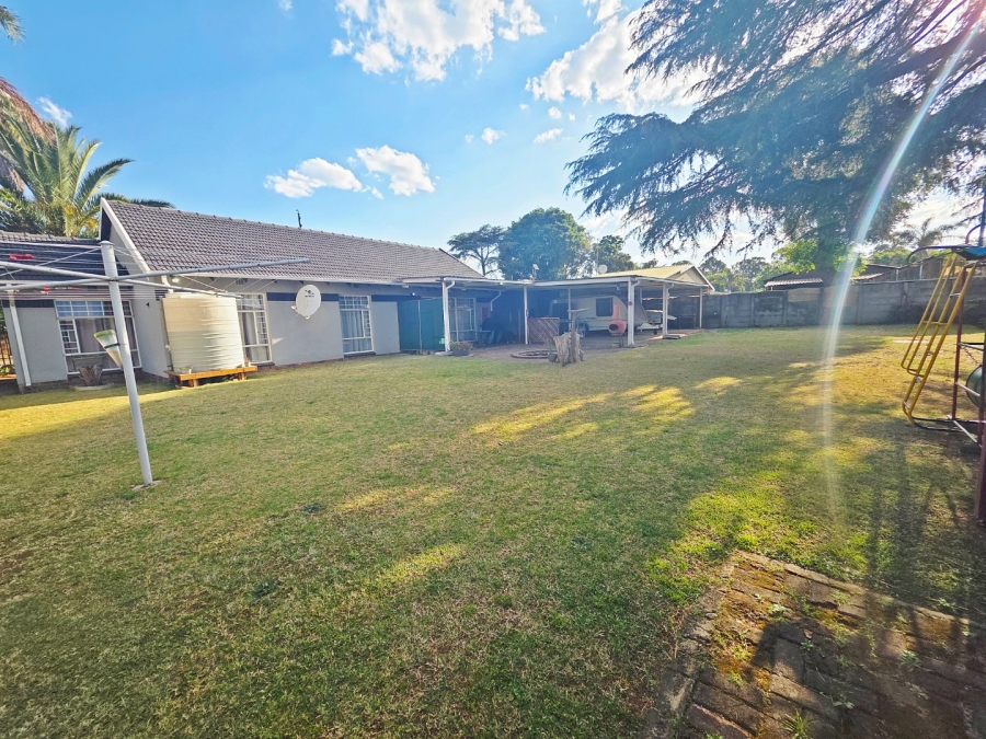3 Bedroom Property for Sale in Bonaero Park Gauteng