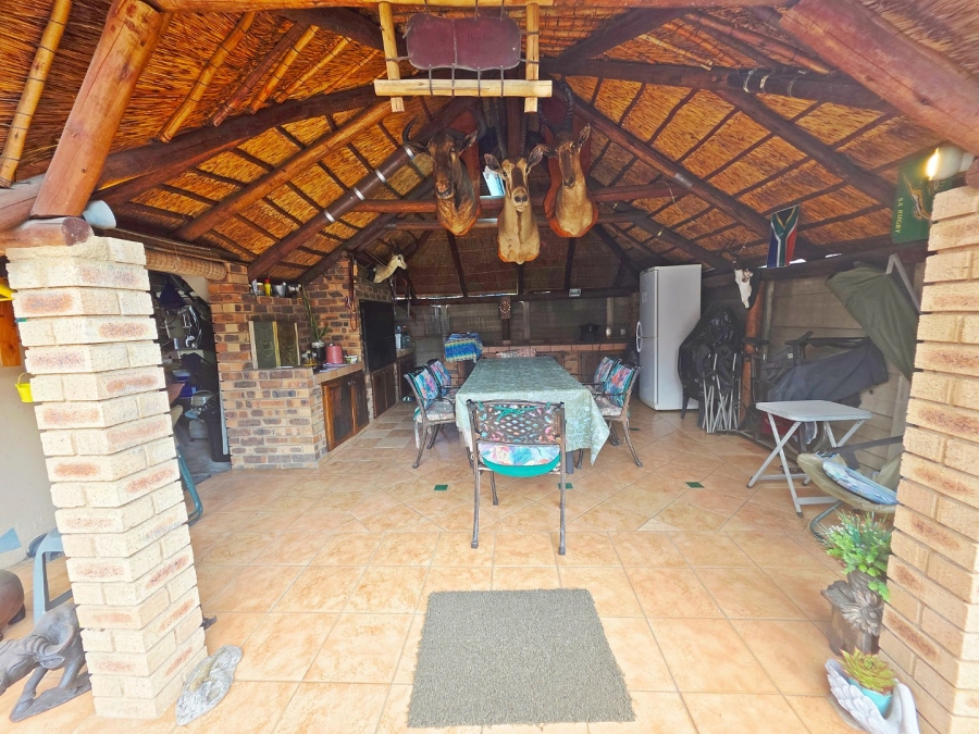 4 Bedroom Property for Sale in Bonaero Park Gauteng