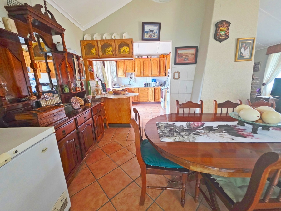 4 Bedroom Property for Sale in Bonaero Park Gauteng