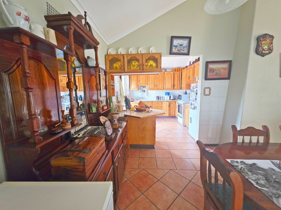 4 Bedroom Property for Sale in Bonaero Park Gauteng