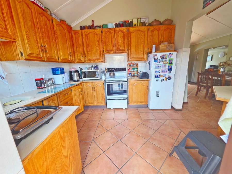 4 Bedroom Property for Sale in Bonaero Park Gauteng