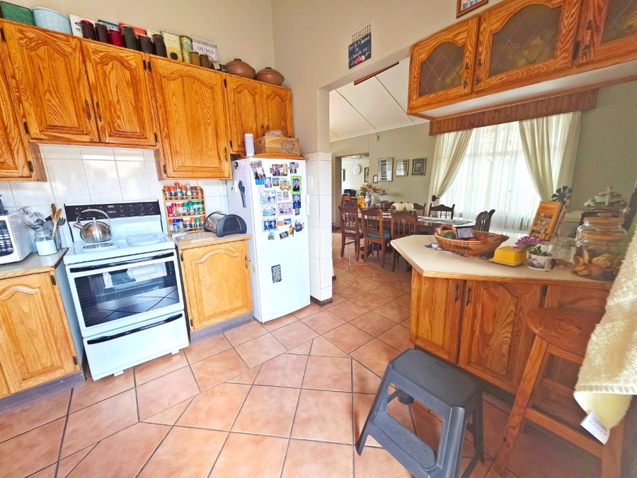 4 Bedroom Property for Sale in Bonaero Park Gauteng