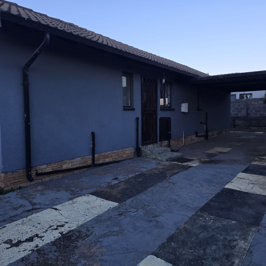 4 Bedroom Property for Sale in Ebony Park Gauteng