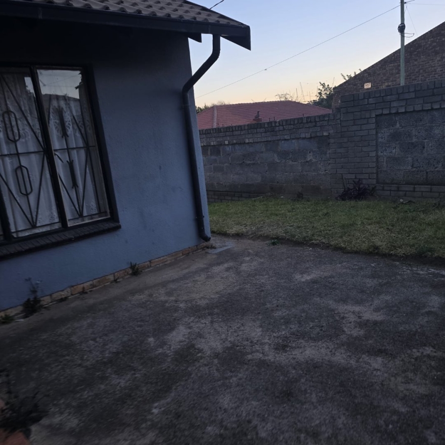 4 Bedroom Property for Sale in Ebony Park Gauteng