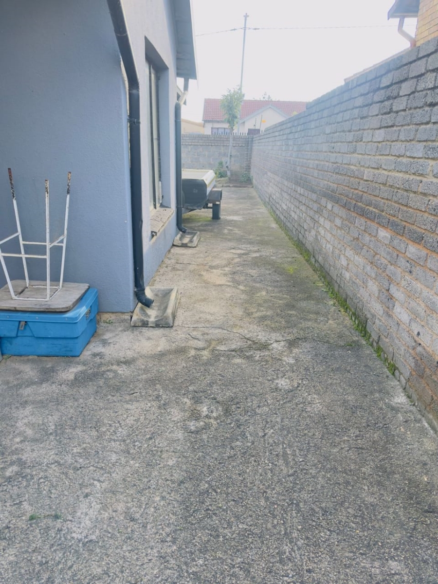 4 Bedroom Property for Sale in Ebony Park Gauteng