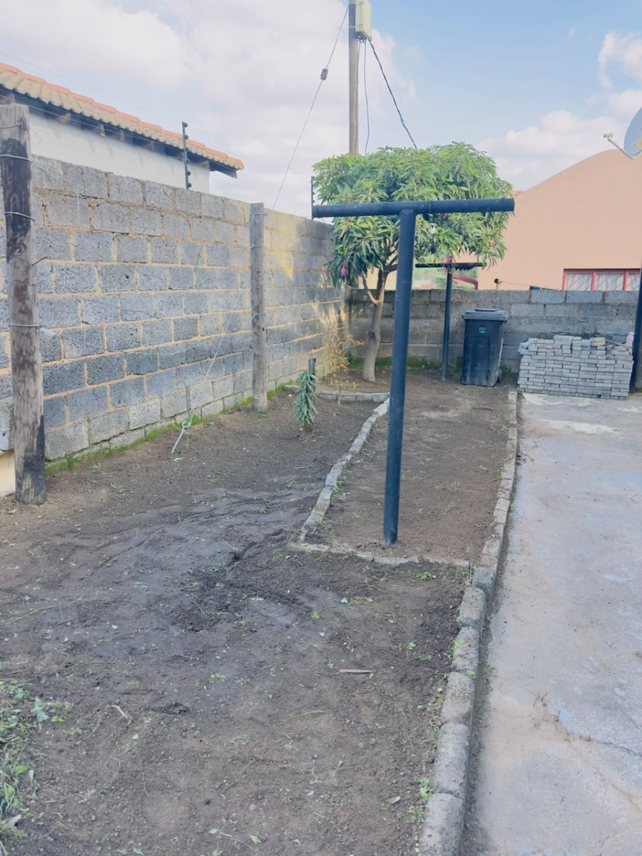 4 Bedroom Property for Sale in Ebony Park Gauteng