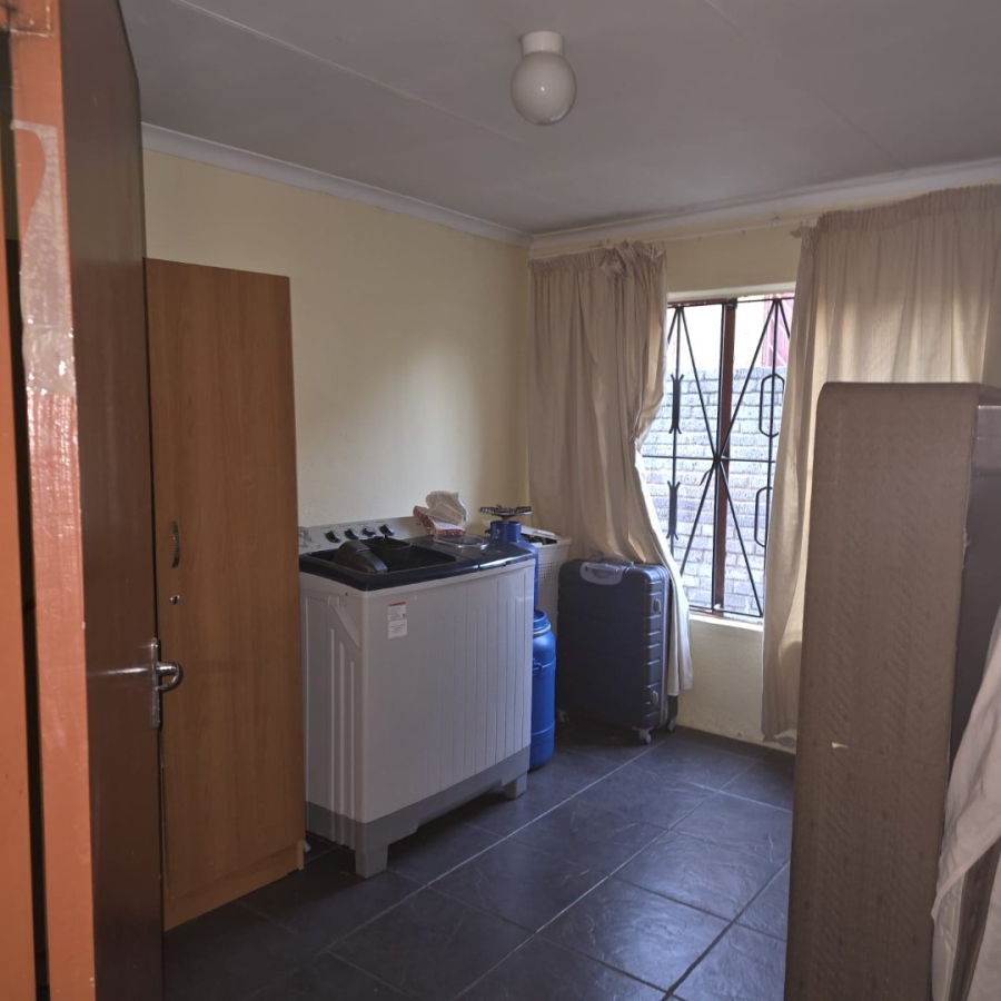 4 Bedroom Property for Sale in Ebony Park Gauteng