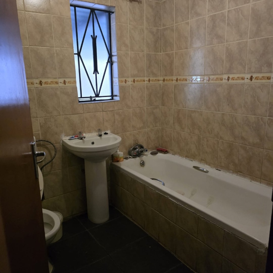 4 Bedroom Property for Sale in Ebony Park Gauteng