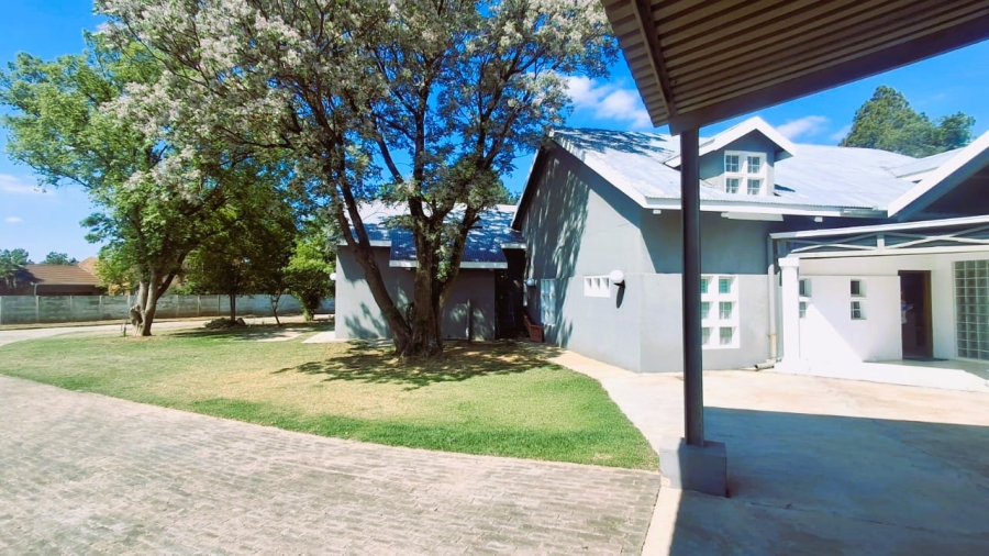 Commercial Property for Sale in Marlbank Gauteng