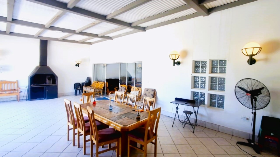 Commercial Property for Sale in Marlbank Gauteng