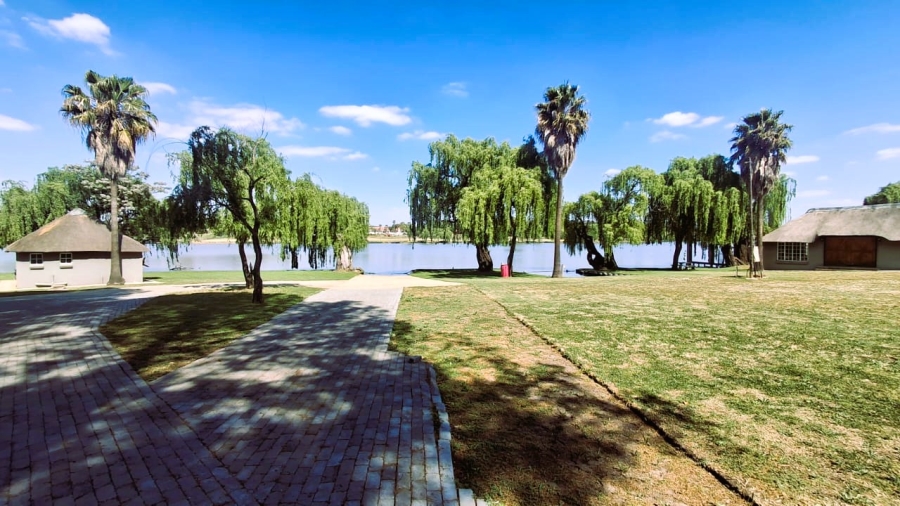Commercial Property for Sale in Marlbank Gauteng