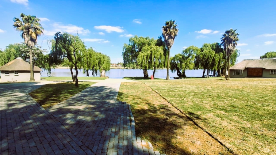 Commercial Property for Sale in Marlbank Gauteng