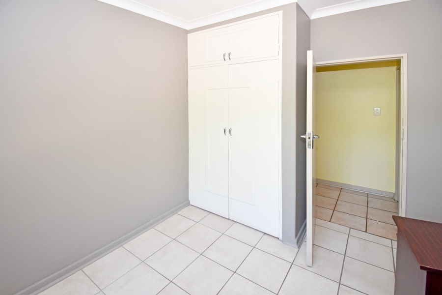 6 Bedroom Property for Sale in Wierda Park Gauteng
