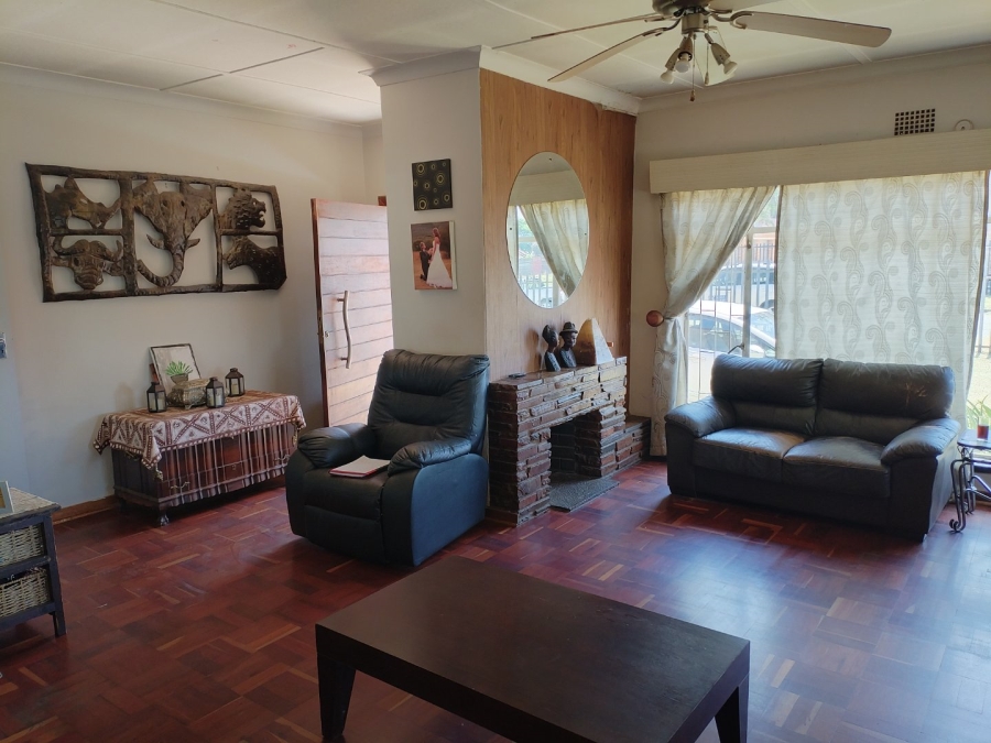 3 Bedroom Property for Sale in Casseldale Gauteng