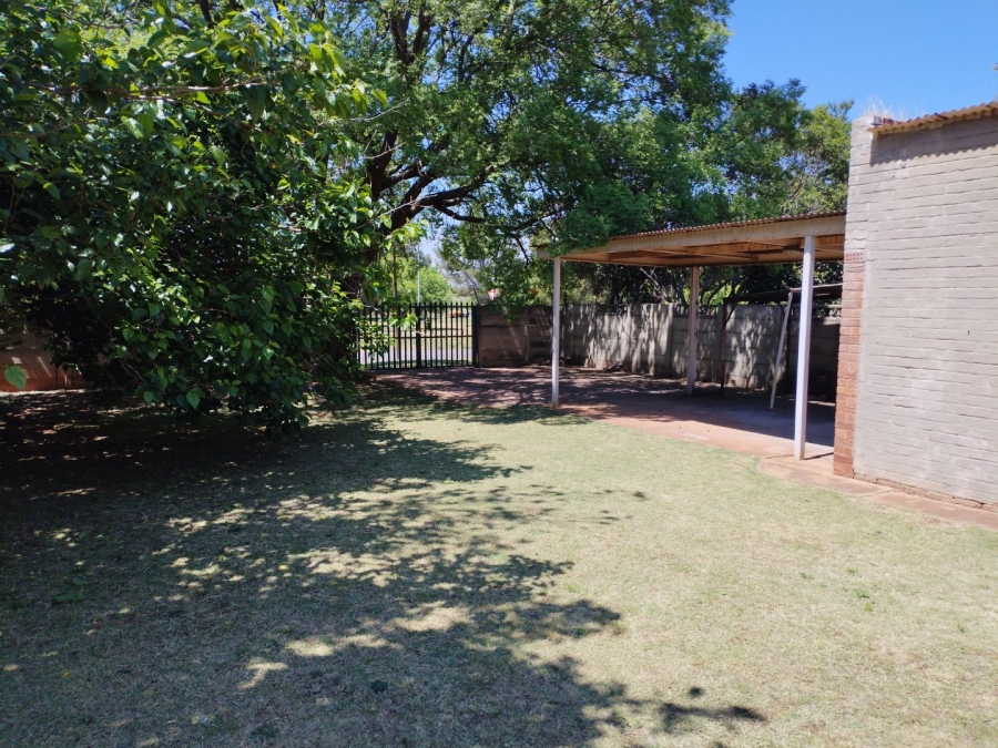 3 Bedroom Property for Sale in Casseldale Gauteng