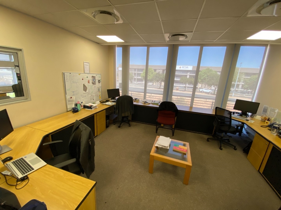 To Let commercial Property for Rent in Midridge Park Gauteng