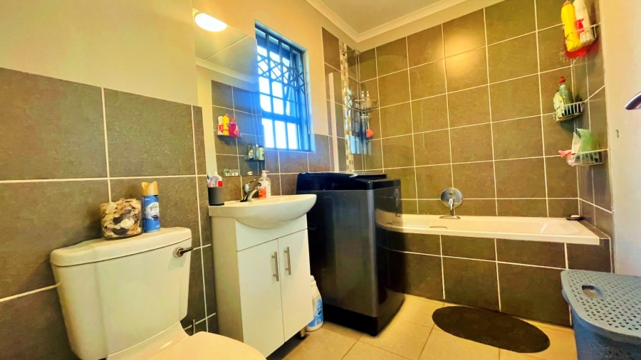 To Let 2 Bedroom Property for Rent in Willow Park Manor Gauteng