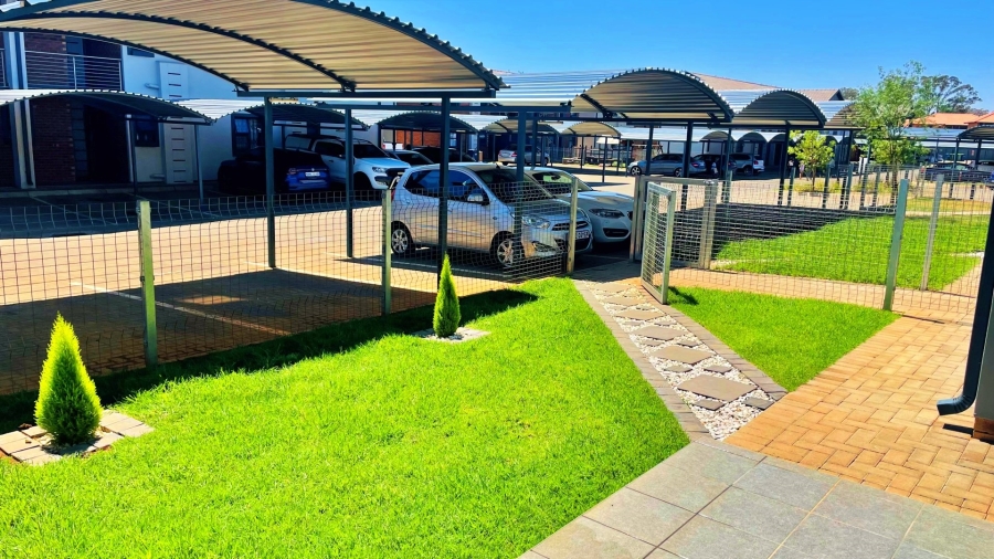 To Let 2 Bedroom Property for Rent in Willow Park Manor Gauteng