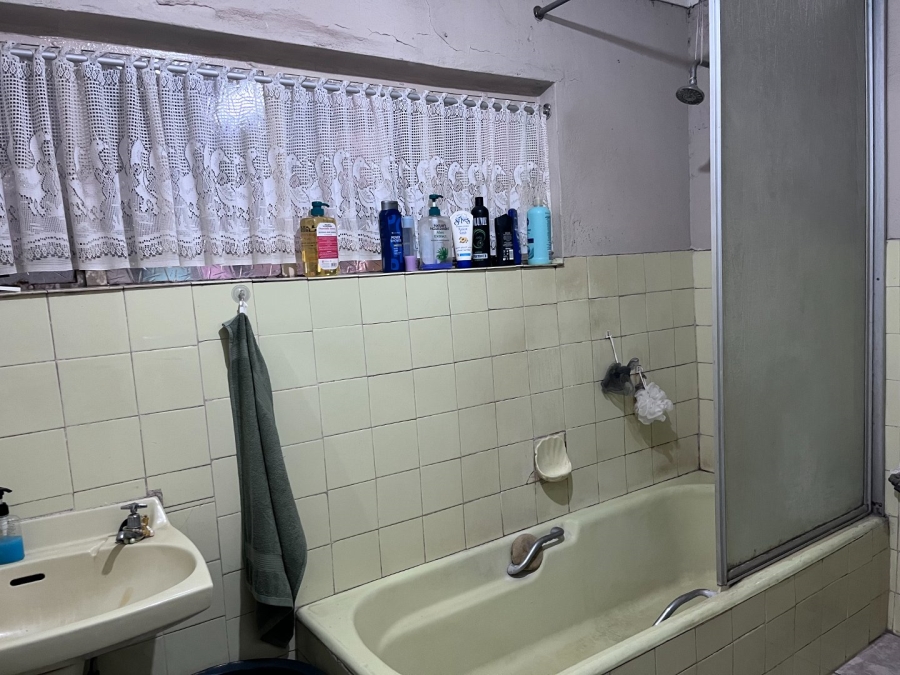 Commercial Property for Sale in Theoville Gauteng