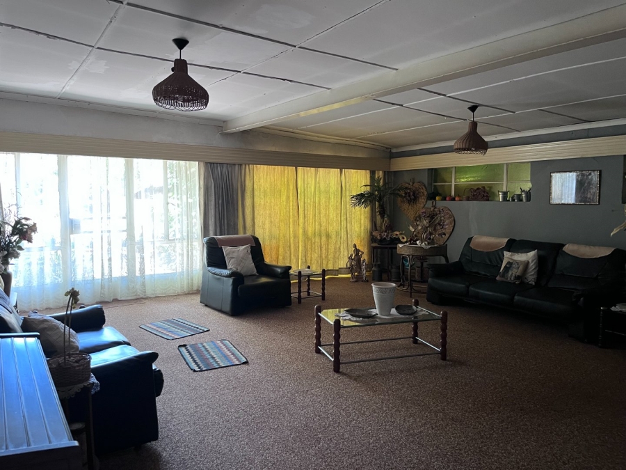 Commercial Property for Sale in Theoville Gauteng