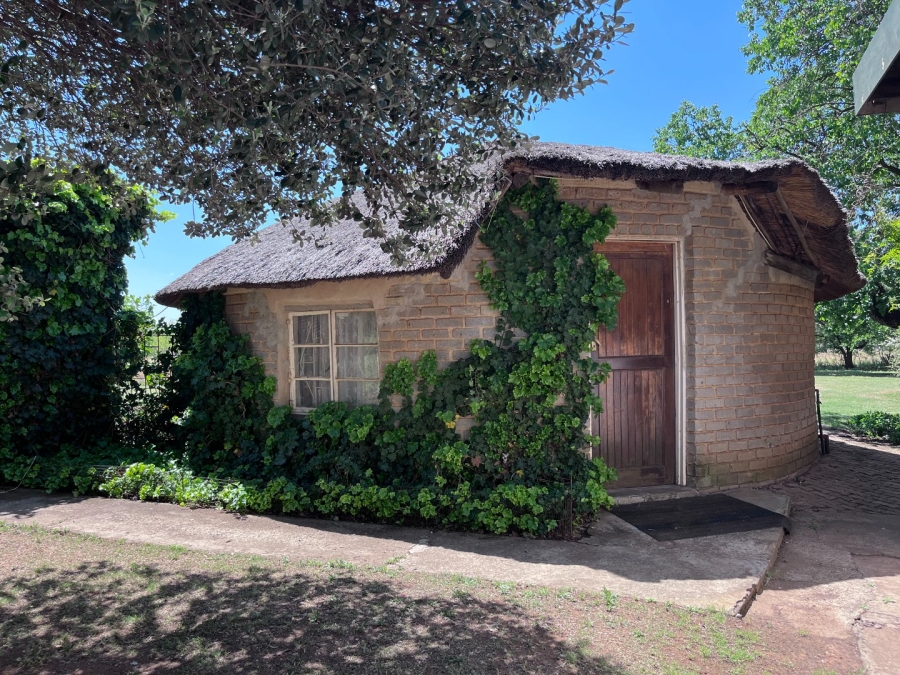 Commercial Property for Sale in Theoville Gauteng