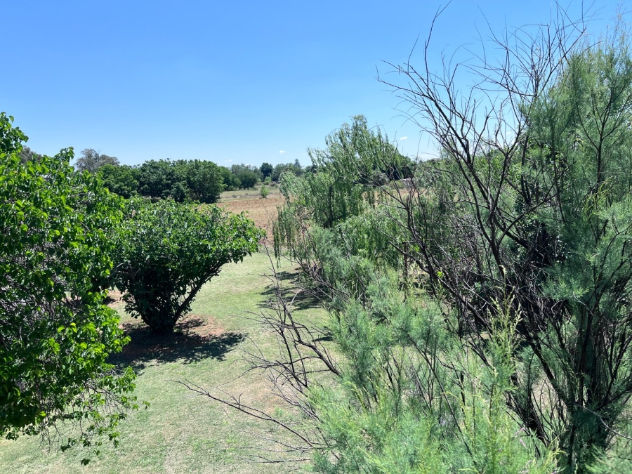 Commercial Property for Sale in Theoville Gauteng